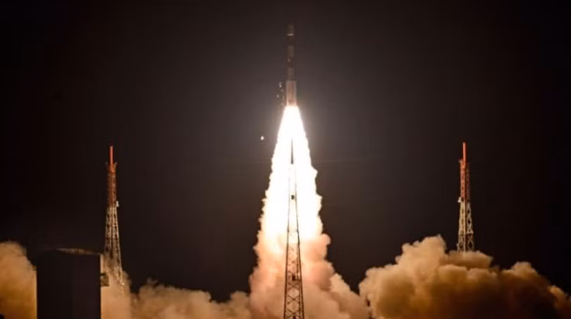 an do phong thanh cong ve tinh dinh vi inrss 1i len quy dao