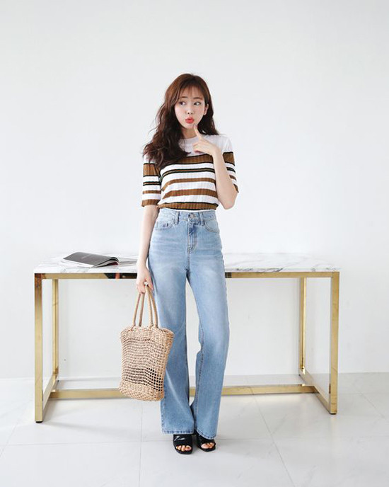 Phối đồ cùng túi nan, túi cói hot trend mùa hè