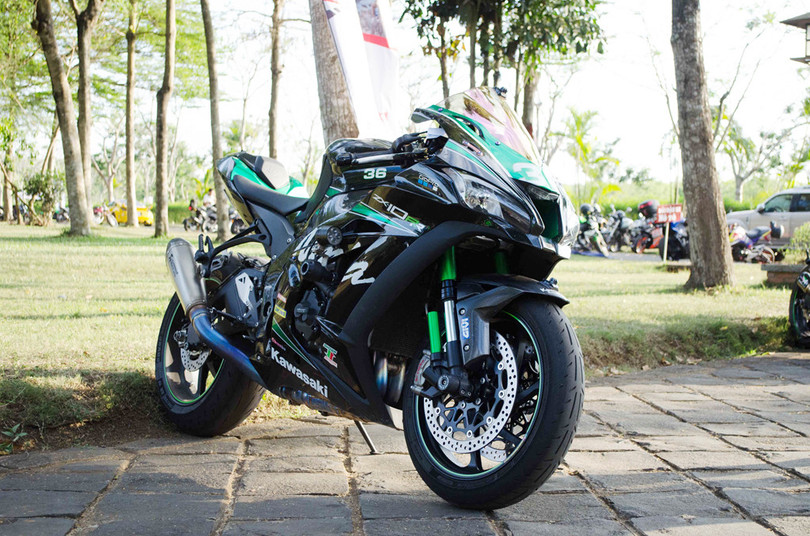 hang tram mo to va sieu xe do ve dong nai