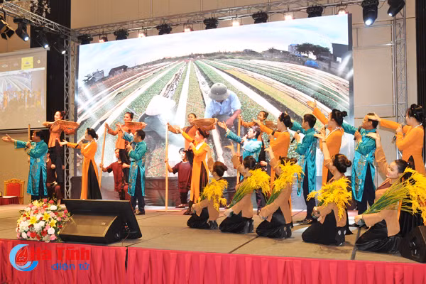 tieu chi 20 trong ntm ha tinh la su dong thuan cua long dan