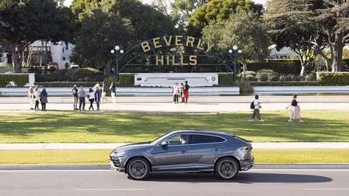 lamborghini urus tao con dia chan trong phan khuc suv hieu suat cao