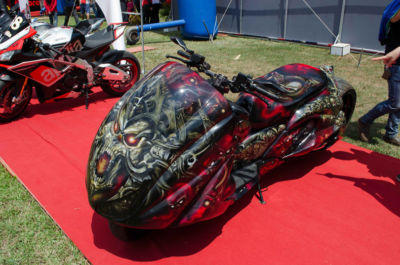 hang tram mo to va sieu xe do ve dong nai