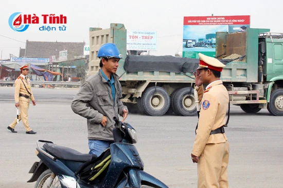 chu tich ubnd tinh ha tinh chi dao dam bao atgt dip nghi le 30 4 va 1 5