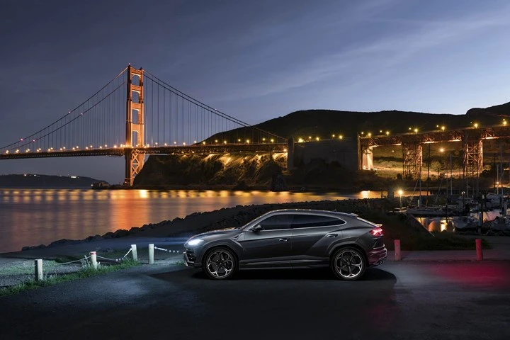 chum anh lamborghini urus tren khap the gioi