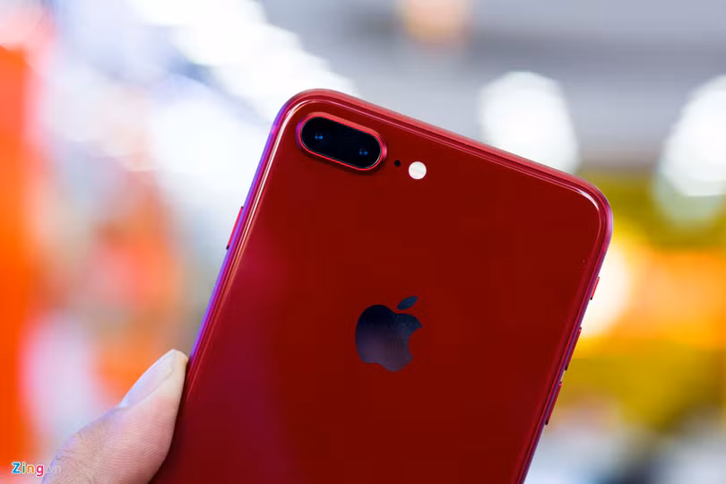 iphone 8 plus mau do dau tien ve viet nam gia tu 20 5 trieu dong