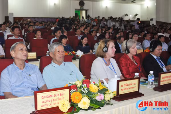 ha tinh vinh danh 34 khu dan cu kieu mau 31 vuon mau tieu bieu