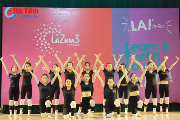 con sot khieu vu mang ten zumba o ha tinh