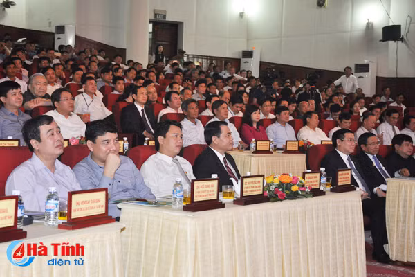 tren duoi dong long xay dung khu dan cu kieu mau vuon mau o ha tinh