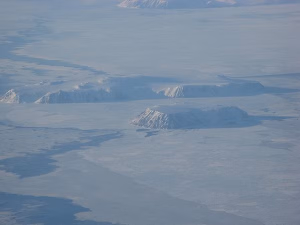 quan dao ky la noi cung luc nhin thay khu va lai