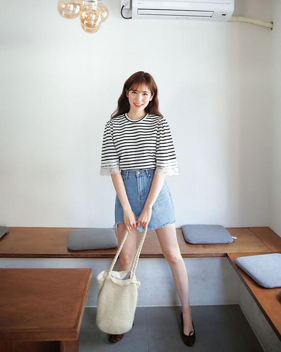 Phối đồ cùng túi nan, túi cói hot trend mùa hè