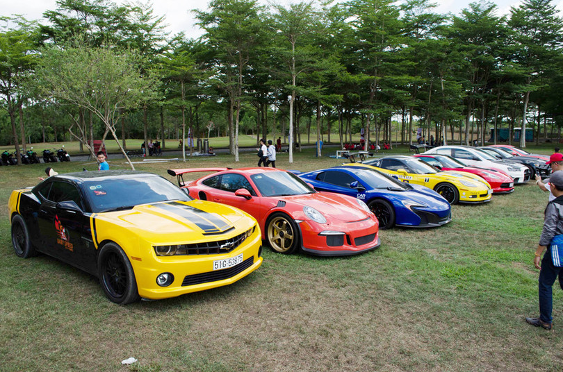 hang tram mo to va sieu xe do ve dong nai