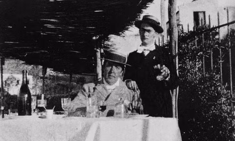 chuyen ve buc thu tinh lam thon thuc ca the gioi