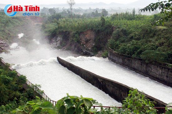 mua to ho ke go tang luu luong xa tran tu 12h trua nay