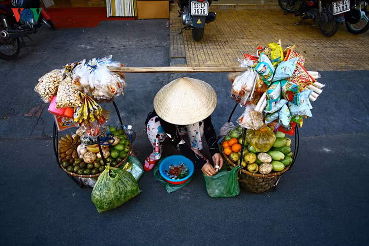 ve dep nguoi phu nu viet nam cung chiec non la