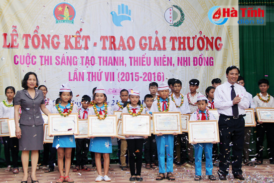 trao thuong cuoc thi sang tao thanh thieu nien nhi dong toan tinh