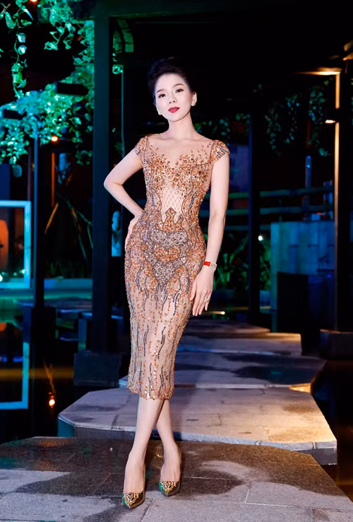 my nhan viet mac dep nhat tuan