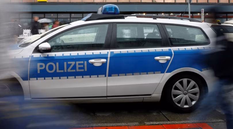 nhieu truong hoc o duc bi de doa xa sung