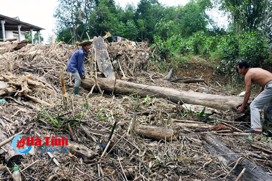 lu go tan cong nha dan o huong khe