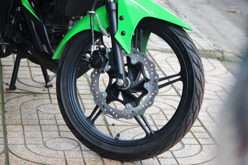 kawasaki athlete pro con tay co nho dau tien ve viet nam