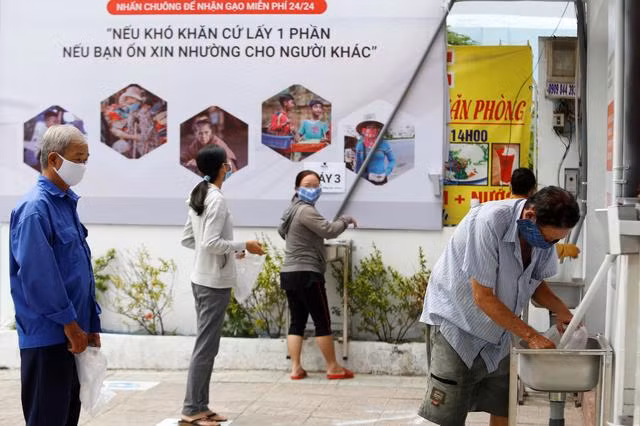 “ATM gạo” Việt Nam lên báo nước ngoài