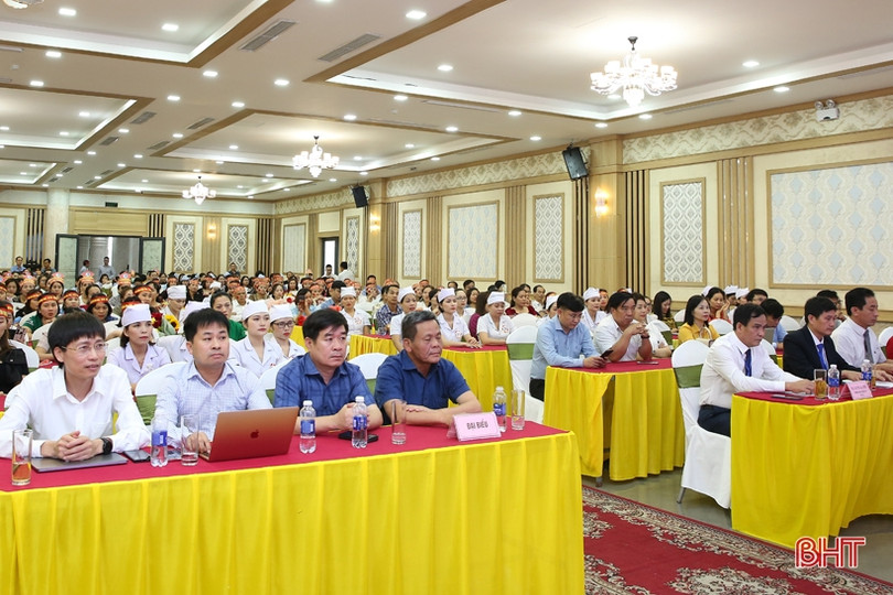 Trung tâm Y tế Hương Sơn nhất Hội thi Điều dưỡng - Hộ sinh trạm y tế giỏi cấp tỉnh