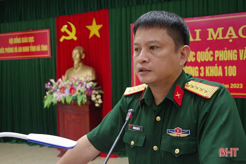 Bồi dưỡng kiến thức QP-AN cho trưởng, phó phòng các ban, ngành, đoàn thể