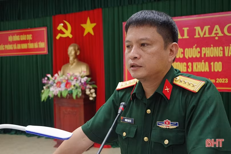 Bồi dưỡng kiến thức QP-AN cho trưởng, phó phòng các ban, ngành, đoàn thể