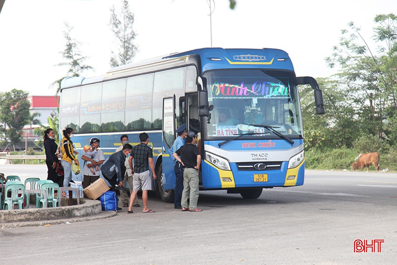 Dừng, đỗ xe ôtô sai quy định bị xử lý như thế nào?