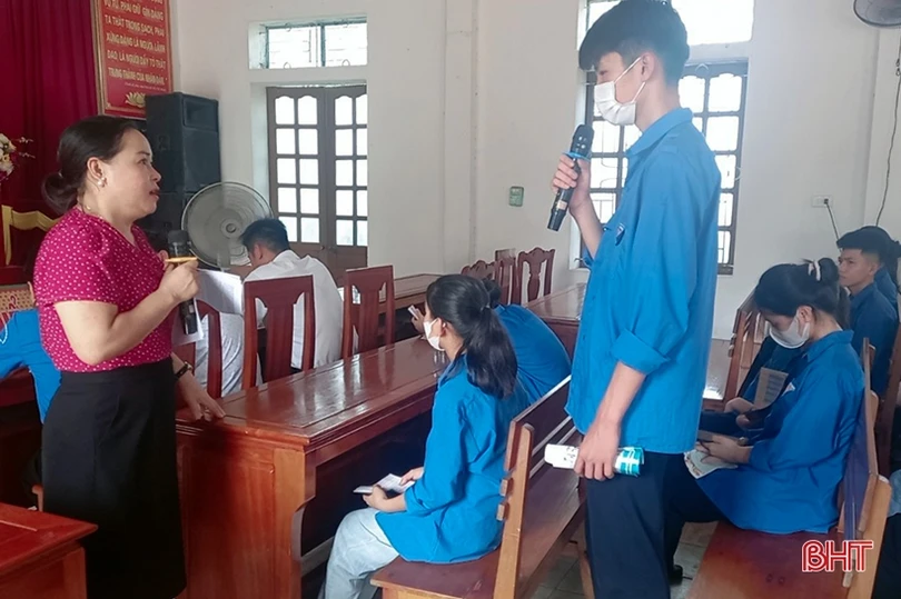 Cung cấp “cẩm nang” sức khỏe sinh sản cho học sinh Hà Tĩnh