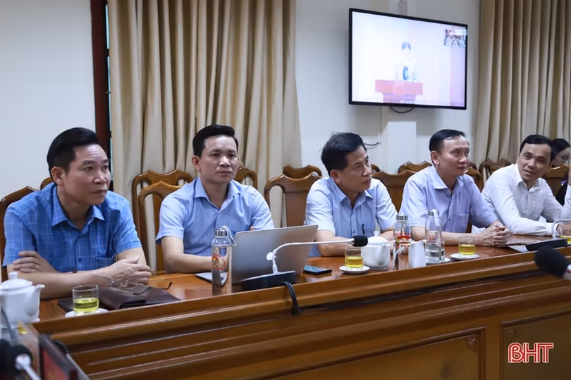 Hà Tĩnh kết nối với hội nghị phát động ủng hộ làm nhà đại đoàn kết cho hộ nghèo ở Điện Biên