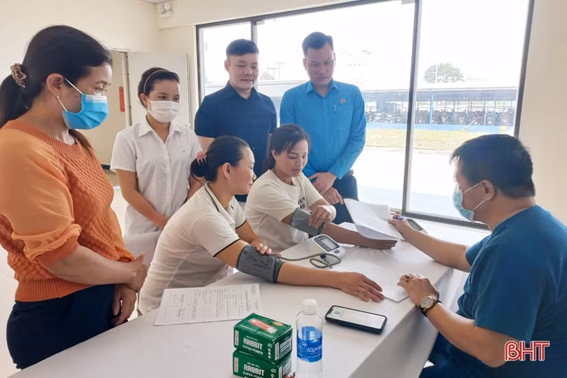 Khám sức khỏe cho công nhân, lao động Formosa Hà Tĩnh