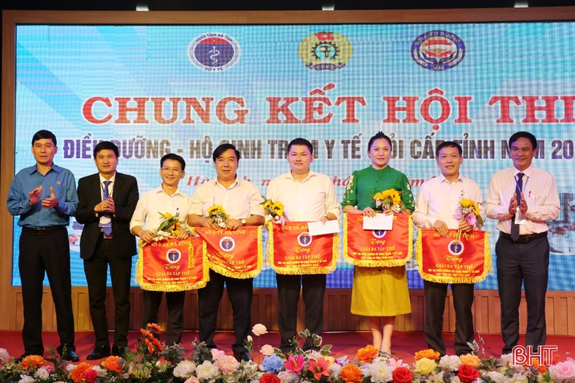 Trung tâm Y tế Hương Sơn nhất Hội thi Điều dưỡng - Hộ sinh trạm y tế giỏi cấp tỉnh