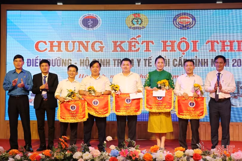Trung tâm Y tế Hương Sơn nhất Hội thi Điều dưỡng - Hộ sinh trạm y tế giỏi cấp tỉnh