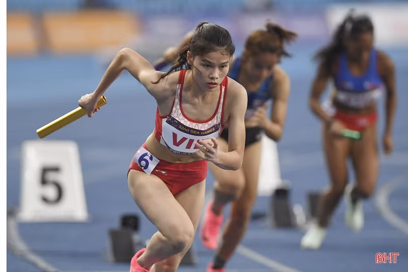 Nữ VĐV điền kinh Hà Tĩnh giành “vàng” tại SEA Games 32