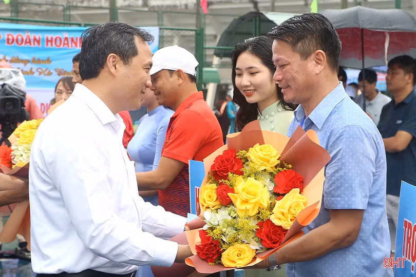 Khởi tranh Giải Quần vợt Cúp Truyền hình Hà Tĩnh năm 2023