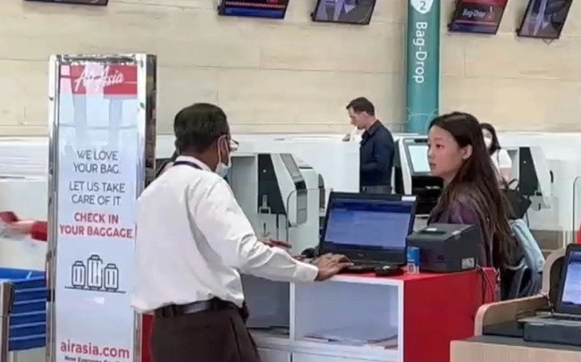 Singapore thông quan không hộ chiếu từ năm 2024