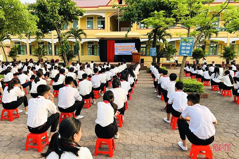 Cung cấp “cẩm nang” sức khỏe sinh sản cho học sinh Hà Tĩnh