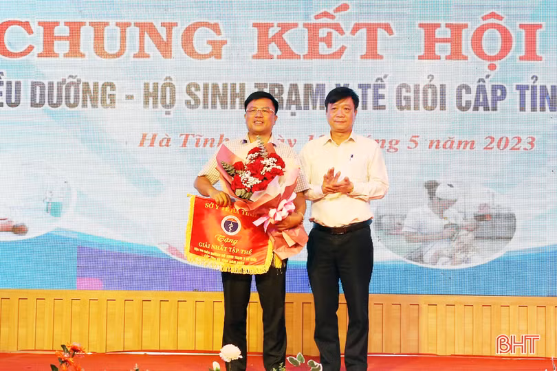 Trung tâm Y tế Hương Sơn nhất Hội thi Điều dưỡng - Hộ sinh trạm y tế giỏi cấp tỉnh