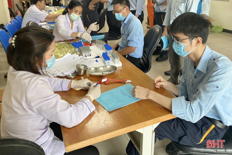 Khám sức khỏe cho công nhân, lao động Formosa Hà Tĩnh