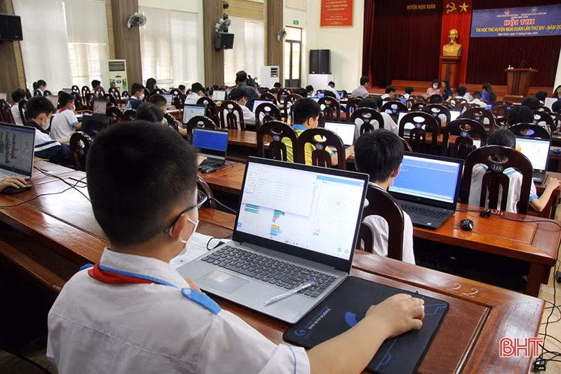 26 thí sinh đạt giải tại Hội thi Tin học trẻ Nghi Xuân