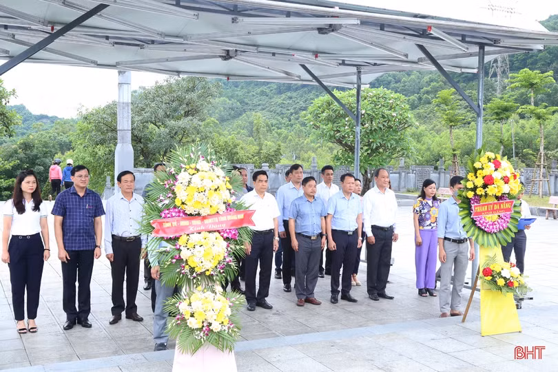 Lãnh đạo Quảng Nam, Đà Nẵng dâng hương cố Tổng Bí thư Hà Huy Tập