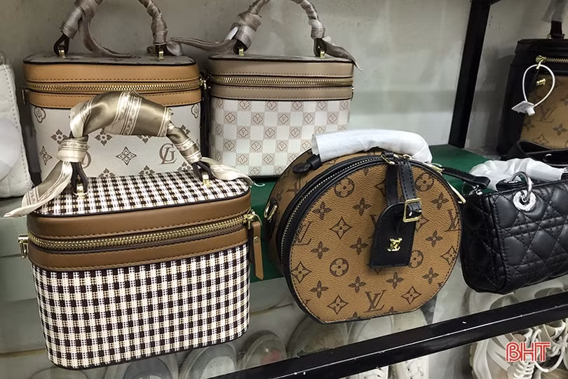 Vì sao hàng giả mạo nhãn hiệu vẫn còn nhiều “đất sống”?