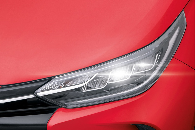 Chi tiết Toyota Vios 2021 - bổ sung đèn LED, lẫy chuyển số