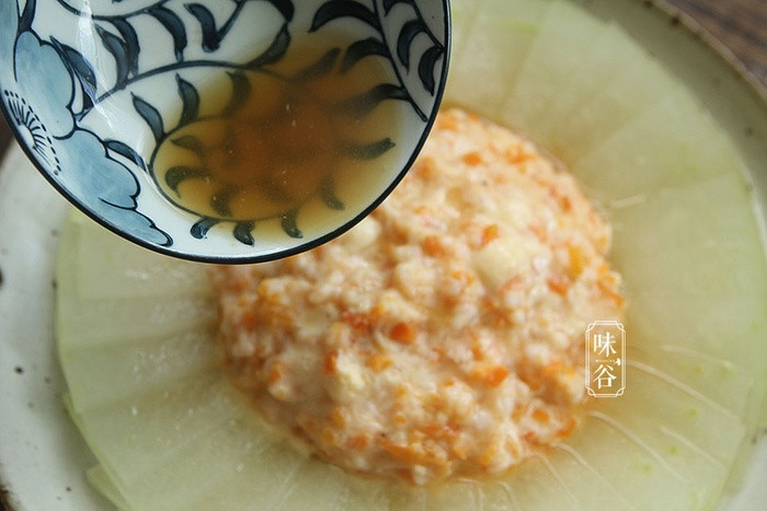 Món bí xanh hấp tôm - hương vị mát lành lạ miệng