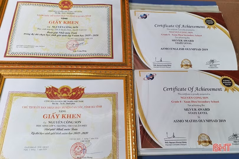 Thủ khoa lớp 10 Toán THPT Chuyên Hà Tĩnh bật mí thành công