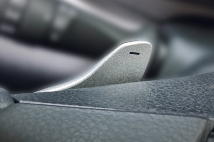 Chi tiết Toyota Vios 2021 - bổ sung đèn LED, lẫy chuyển số