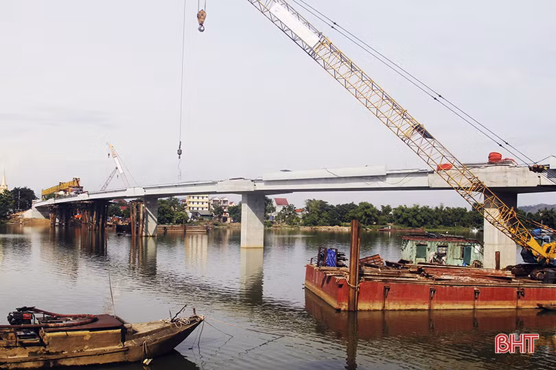 Triển khai hiệu quả công tác phòng chống dịch gắn với thi đua chào mừng đại hội Đảng các cấp