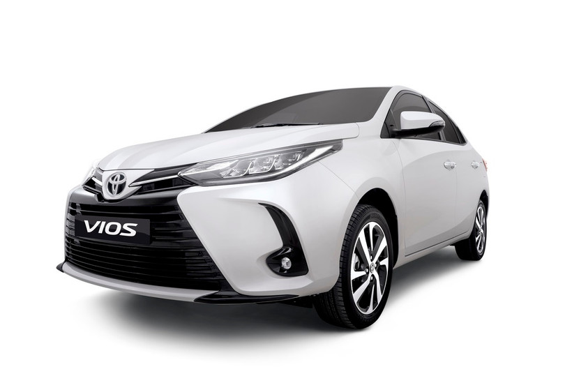 Chi tiết Toyota Vios 2021 - bổ sung đèn LED, lẫy chuyển số