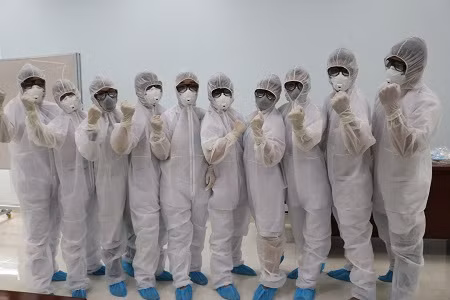 Đối đầu trước mùa thu