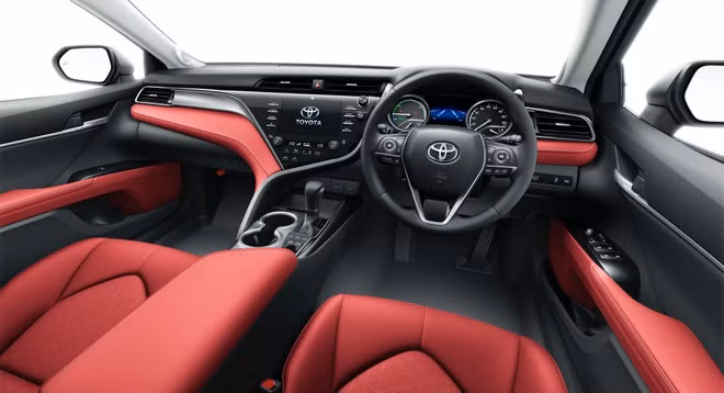 Toyota Camry kỷ niệm 40 năm bằng phiên bản Black Edition